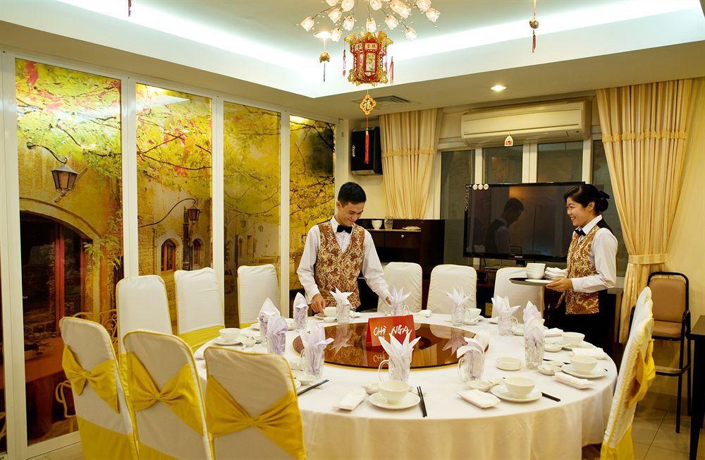 Dong Kinh A Hotel Ho Chi Minh City Bagian luar foto