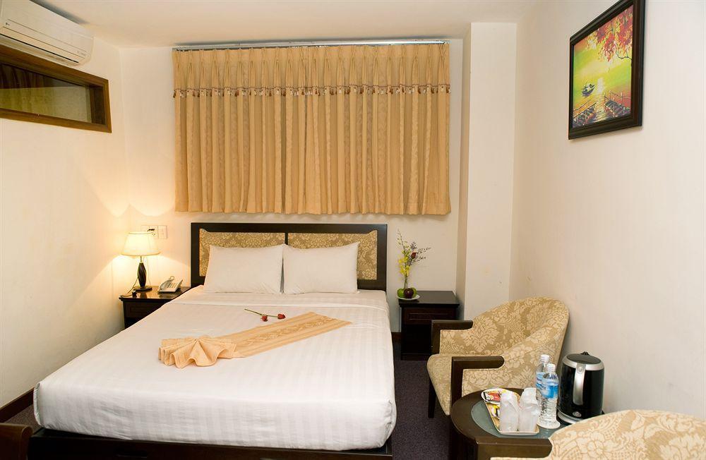 Dong Kinh A Hotel Ho Chi Minh City Bagian luar foto