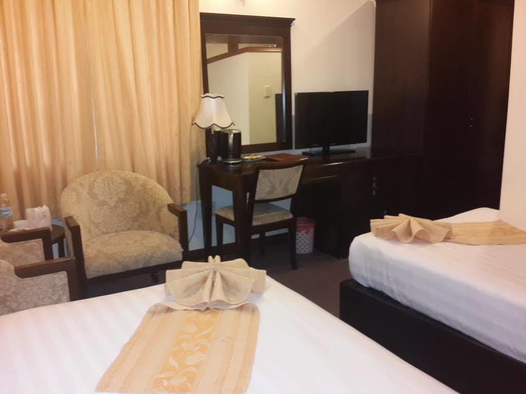 Dong Kinh A Hotel Ho Chi Minh City Bagian luar foto