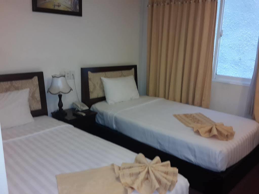 Dong Kinh A Hotel Ho Chi Minh City Bagian luar foto